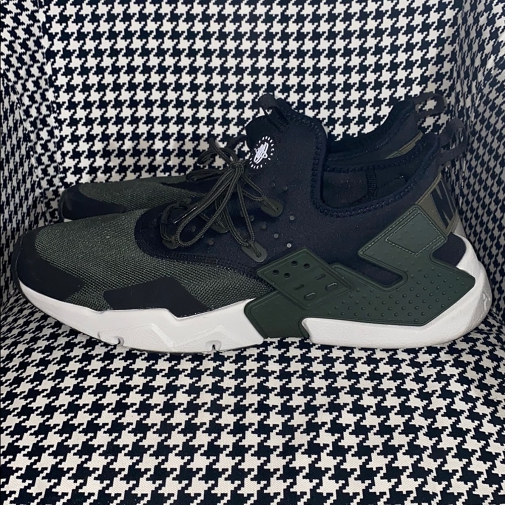 Nike Huaraches